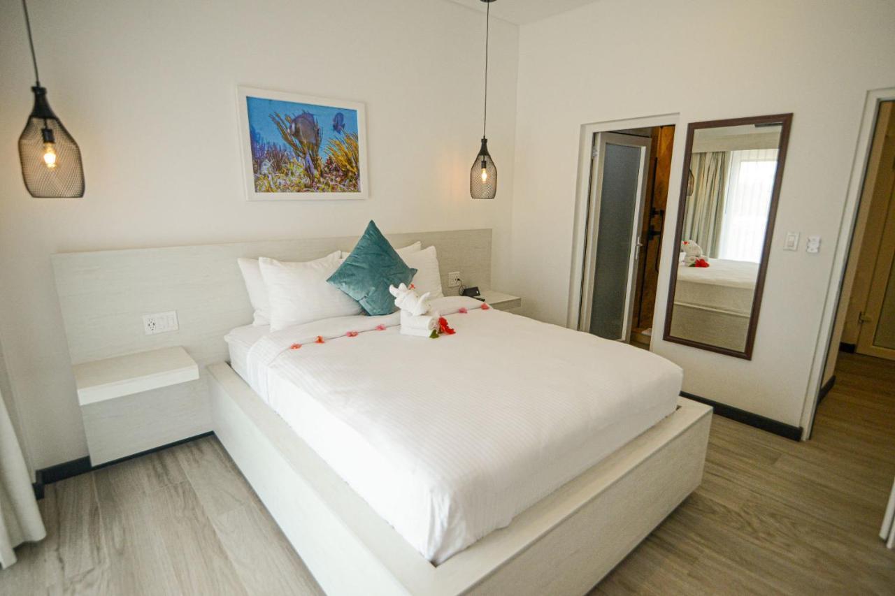 The Watermark Hotel San Pedro  Buitenkant foto