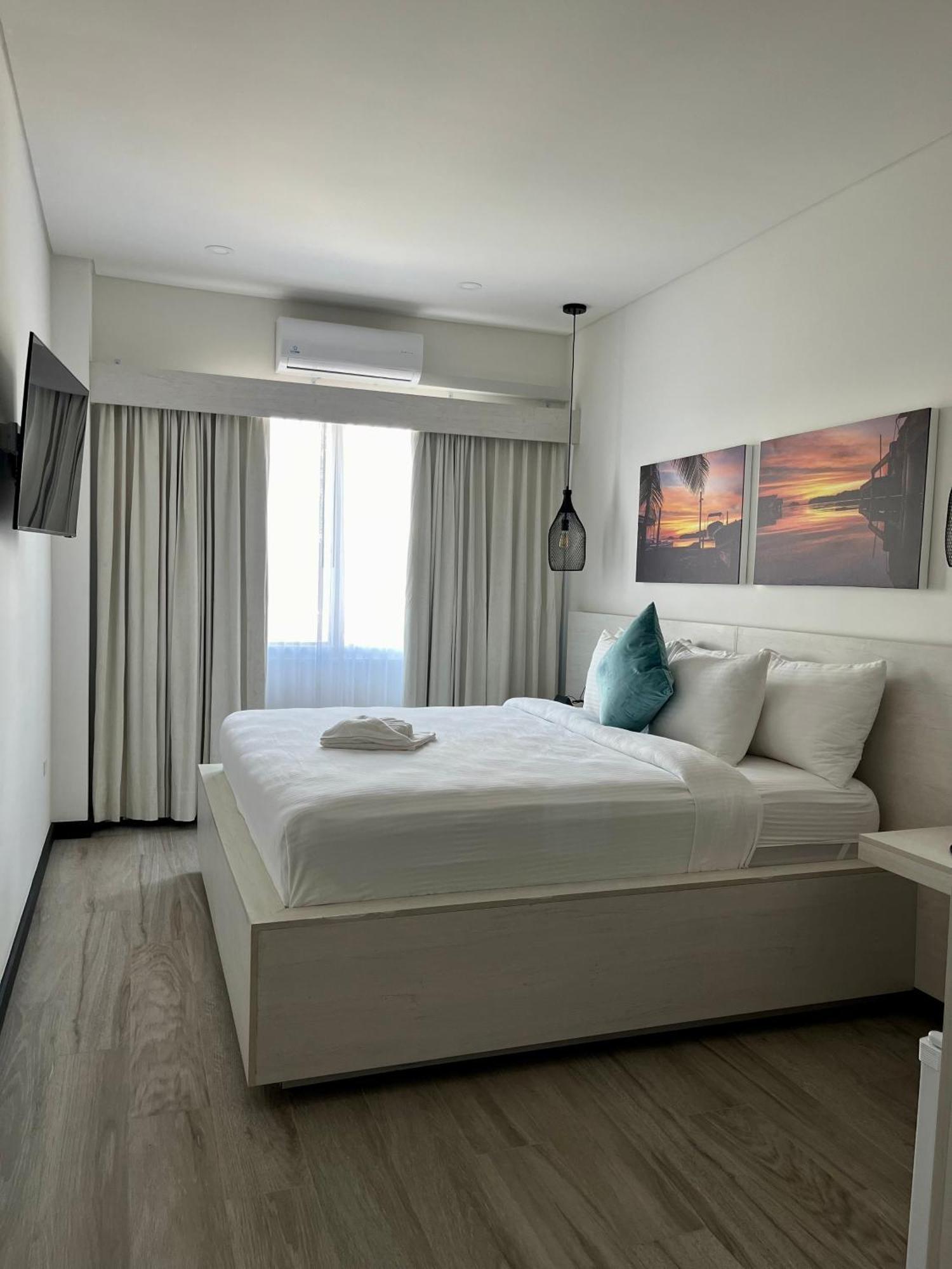 The Watermark Hotel San Pedro  Buitenkant foto